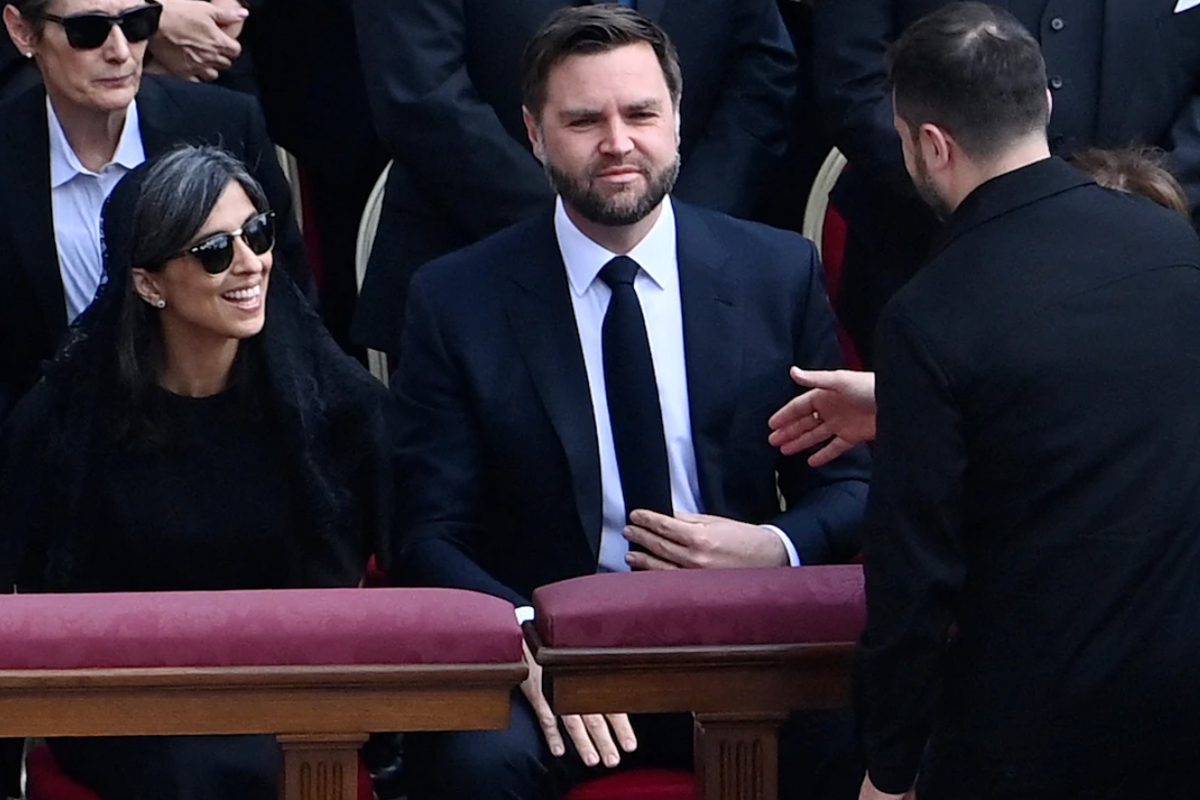 Zelensky meets Vance in Rome as drone barrage and fragile peace talks highlight Ukraine's crisis